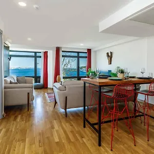  Apartment Monnas Bosphorus Turkey